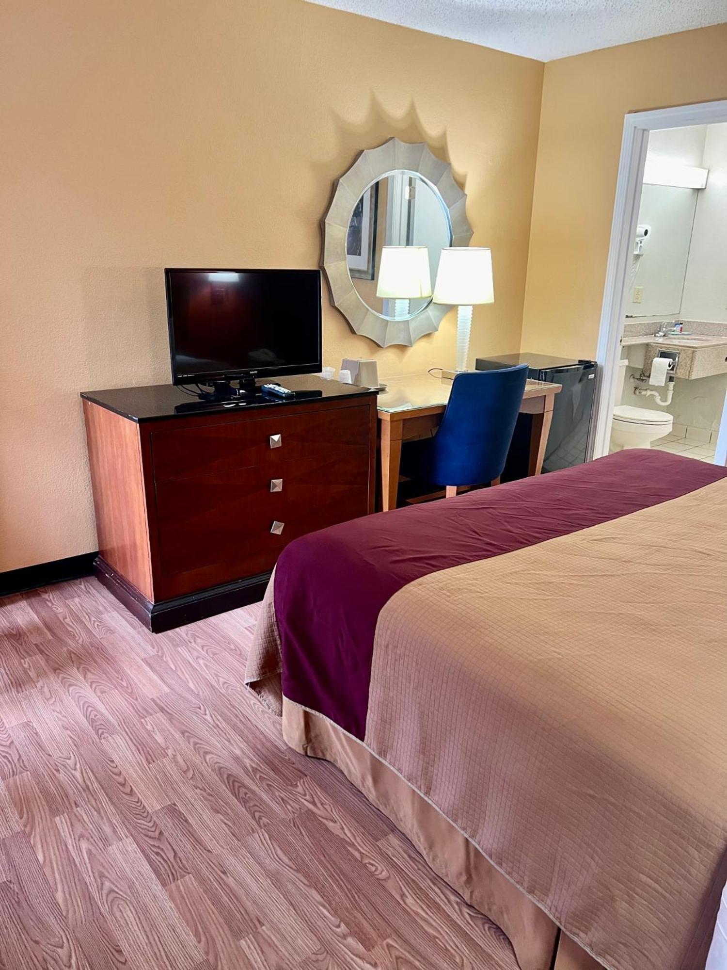 Executive Inn Schenectady Downtown エクステリア 写真