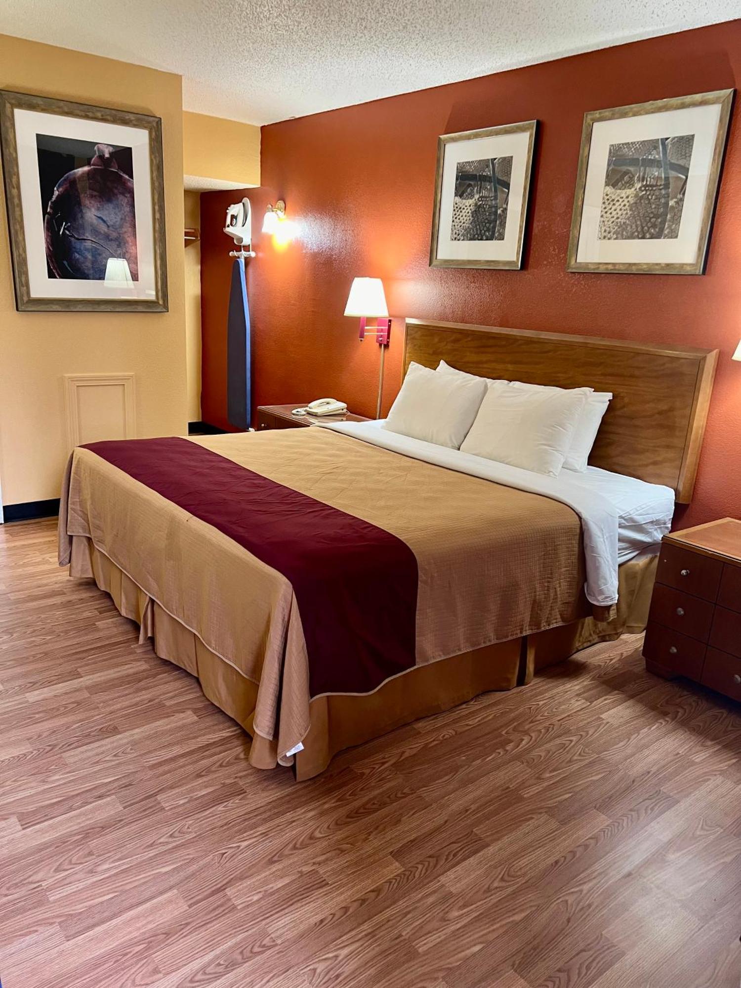 Executive Inn Schenectady Downtown エクステリア 写真